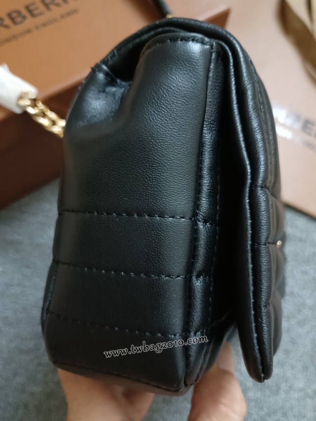 Burberry專門店新款絎縫時裝秀款Lola蘿納包 巴寶莉鏈條單肩斜挎女包 yxb1134